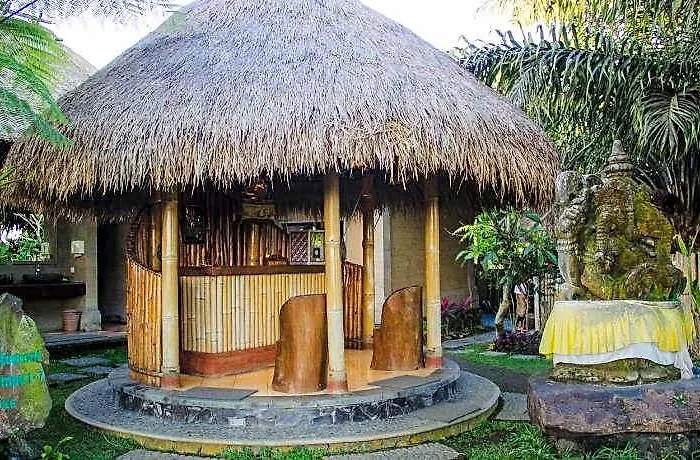 De Klumpu Bali Eco Tradi Undisan